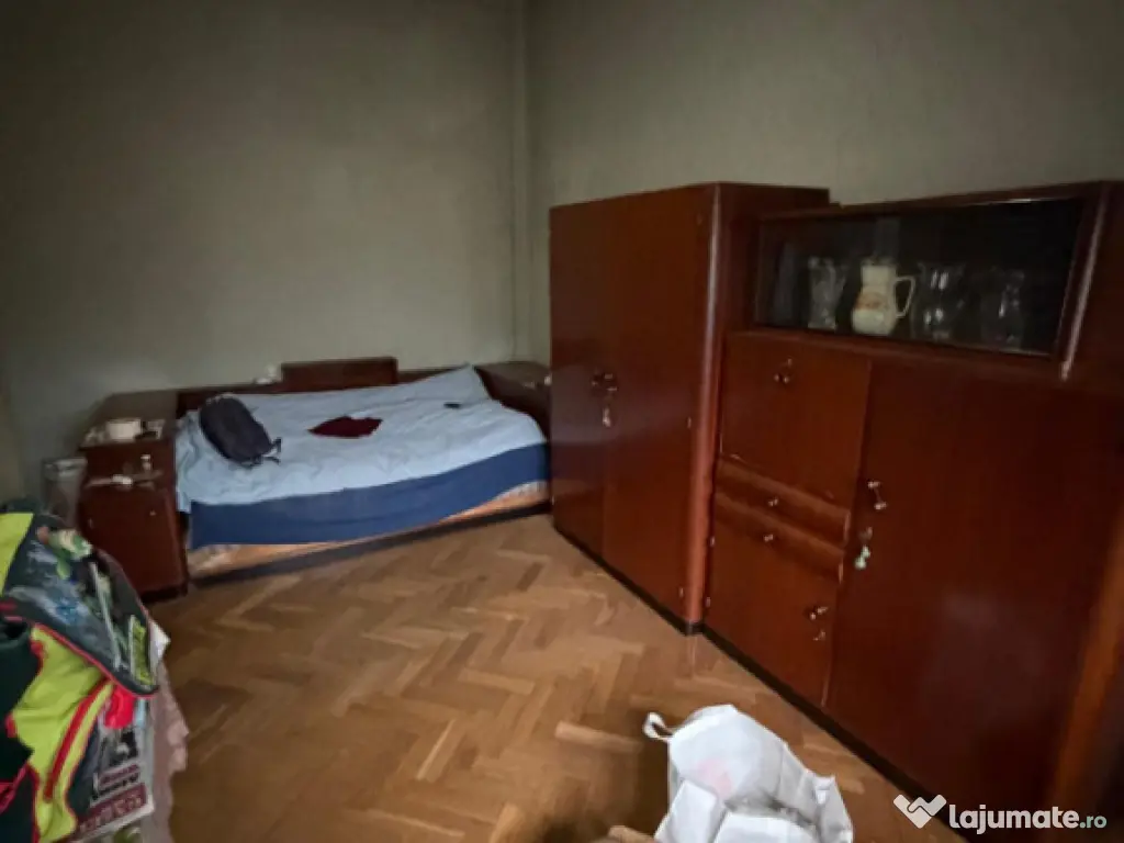 Apartament 2 camere decomandat , 50 mp , et 1/1 , ultracentr 