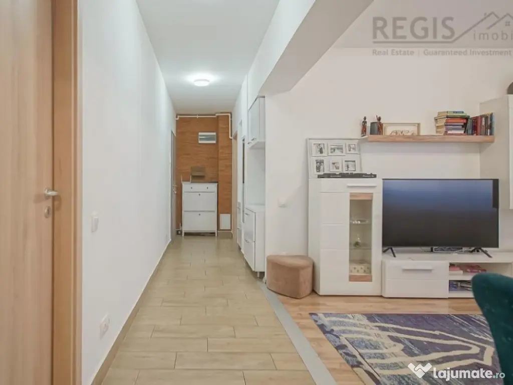 Apartament 2 Camere cu Parcare Tractorul Etaj Intermediar 