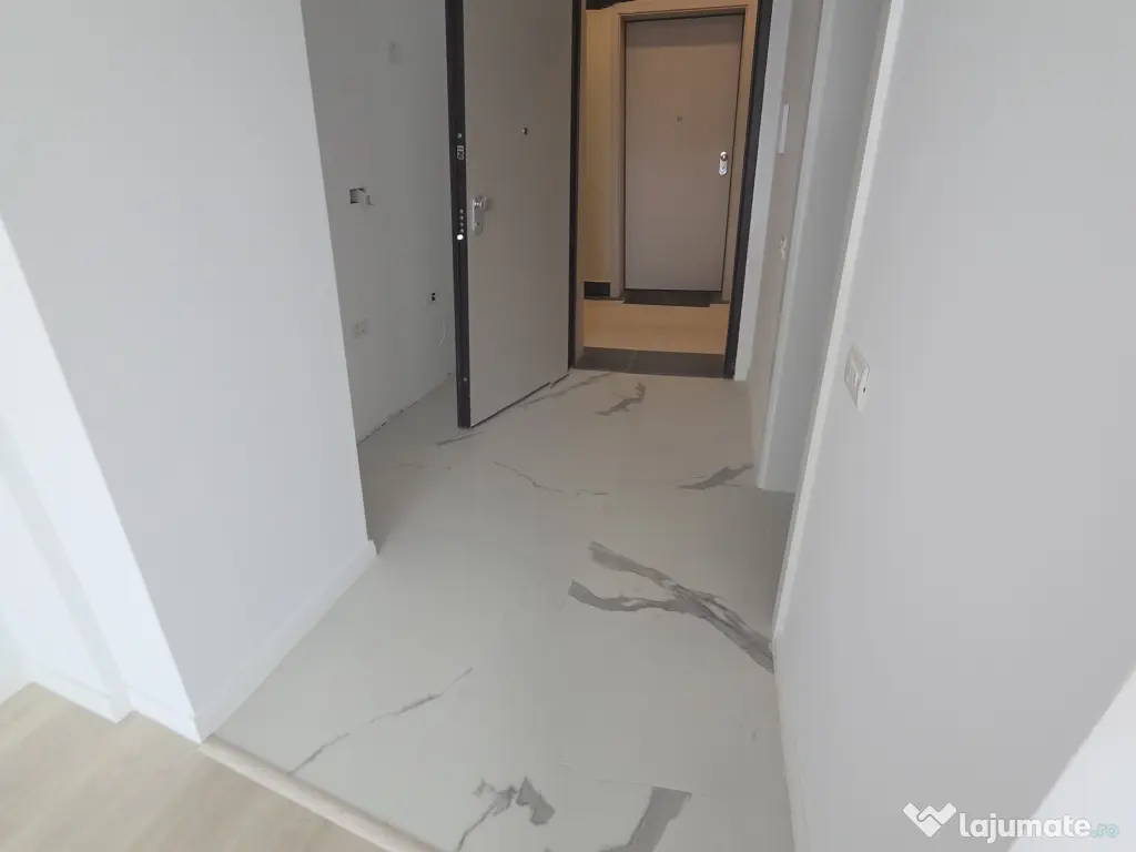 Studio cu vedere la mare si Parcare pe malul marii 