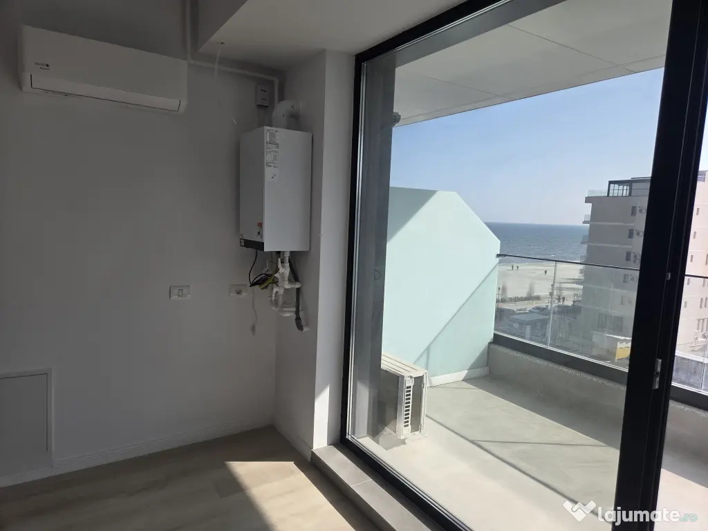 Studio cu vedere la mare si Parcare pe malul marii 