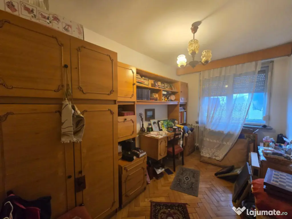 Apartament 4 camere decomandat, 90 mp, zona Spitalul Militar 