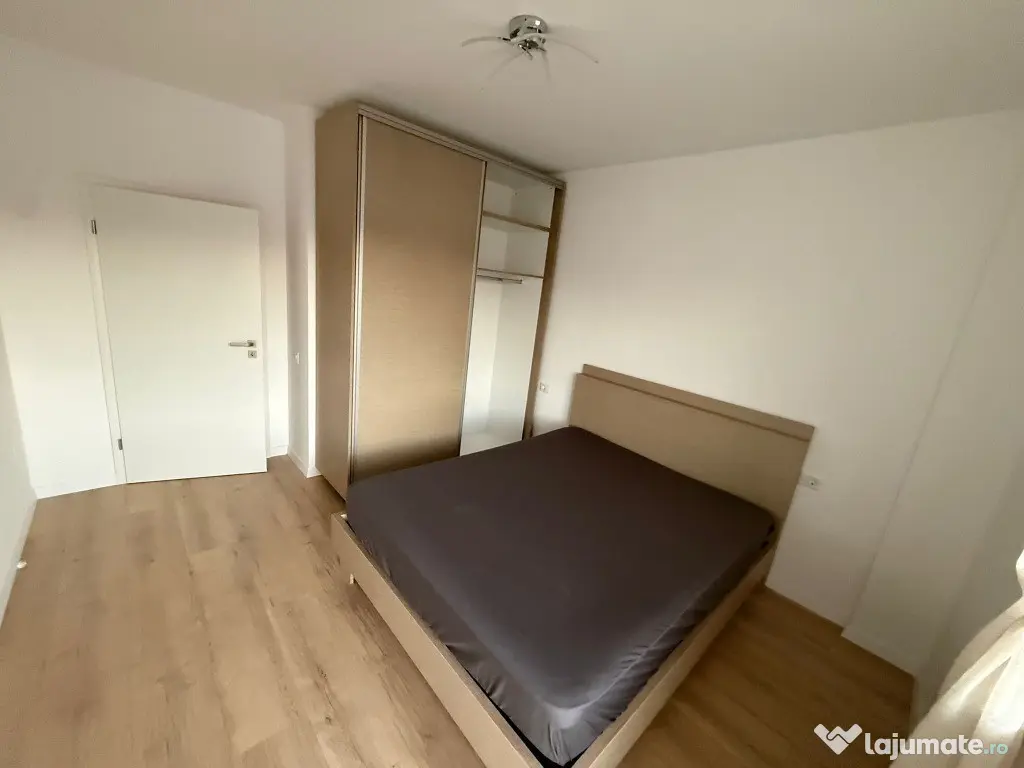 Apartament 2 camere,decomandat,bloc nou - Zona Tractorul 