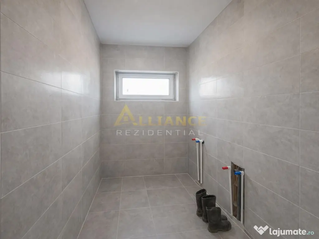 200m de bulevardul principal- 3 camere- pod- placa de beton 