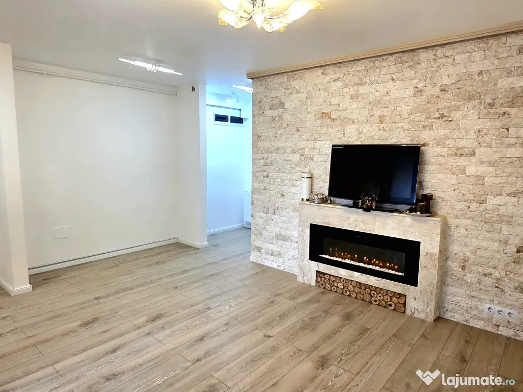 Apartament deosebit, 2 camere cu garaj și boxă, zona Zorilor-Golden Tulip!