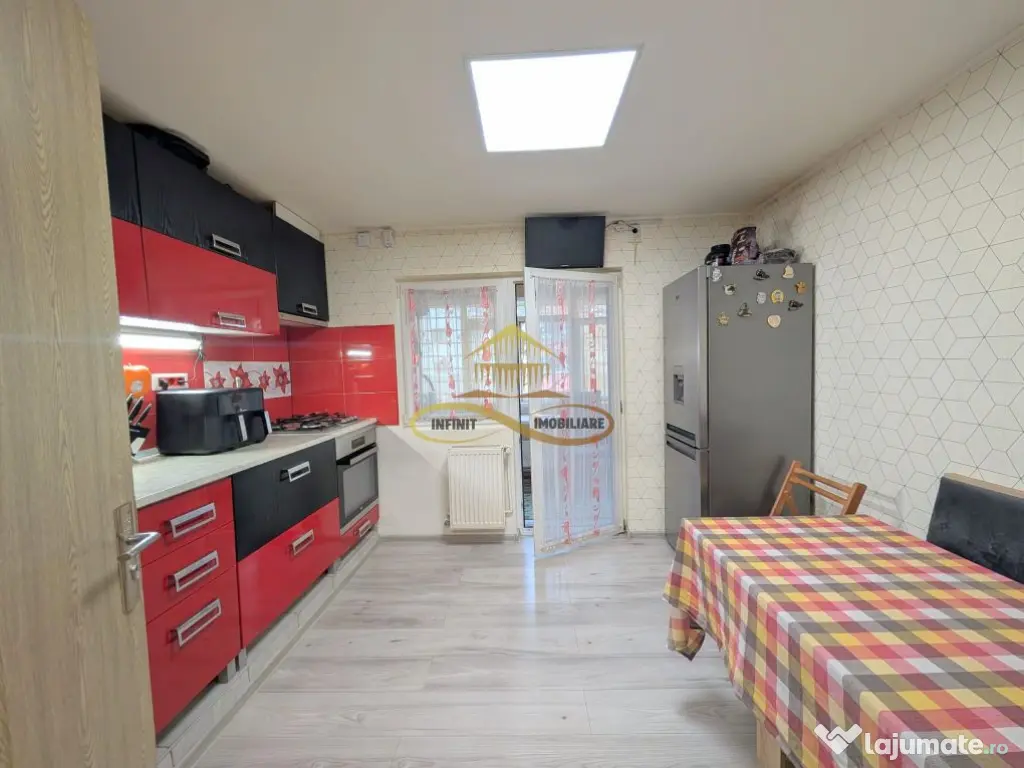 Apartament 3 camere, etaj1, 9 Mai, Bacau 
