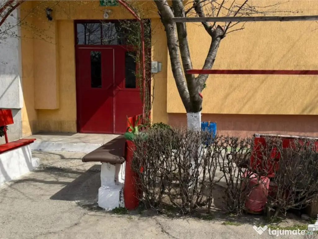 Apartament 3 camer ideal locuinta sau investitie,Ovidiu-Cons 