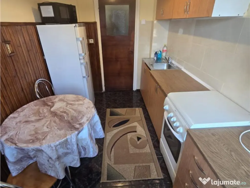 Apartament 2 Camere Zona Judetean