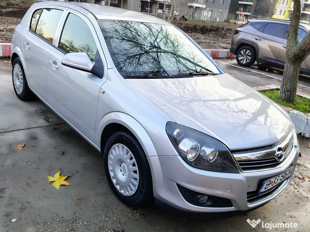 Opel Astra H Euro5 2011