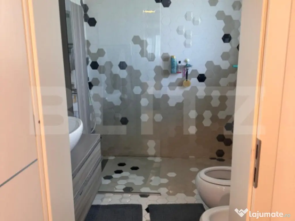 Apartament 4 camere, 160 mp, et.3, zona Calea Severinului-Bi