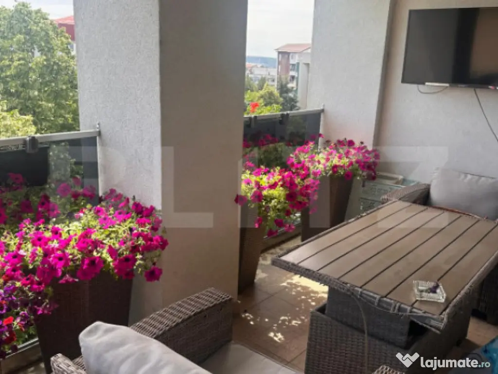 Apartament 4 camere, 160 mp, et.3, zona Calea Severinului-Bi