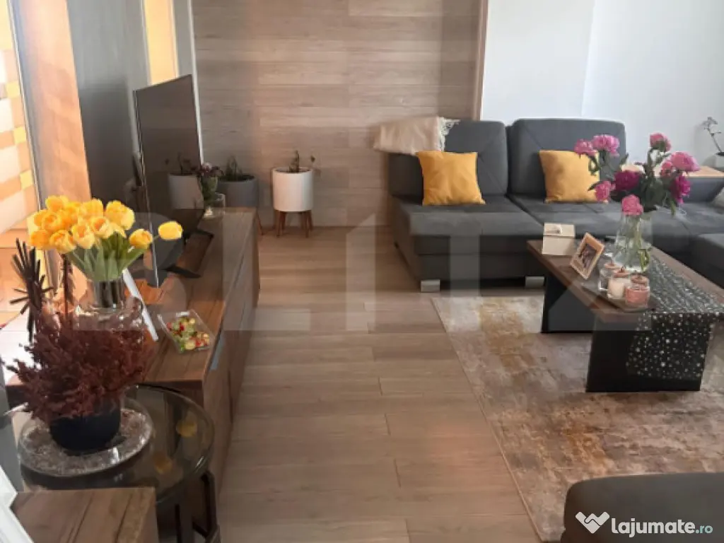 Apartament 4 camere, 160 mp, et.3, zona Calea Severinului-Bi