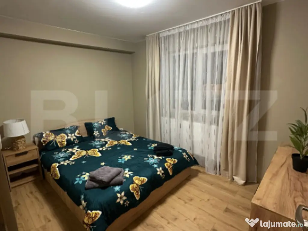 Apartament renovat de vânzare – Micro 15, parter, 40 mp 