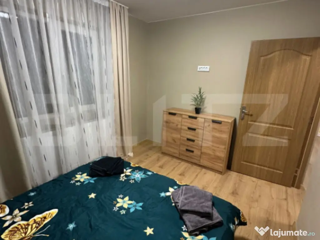 Apartament renovat de vânzare – Micro 15, parter, 40 mp 
