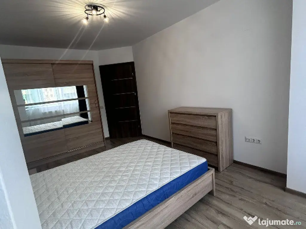 Apartament de inchiriat, zona Florilor/ Floresti 