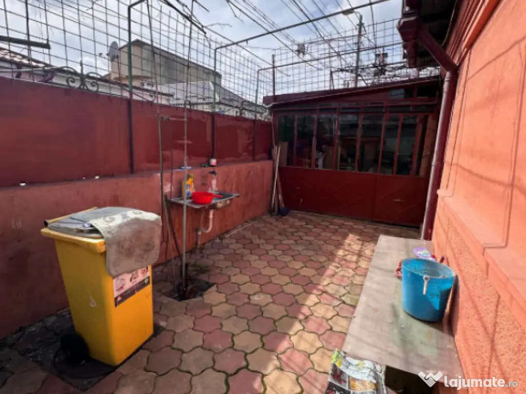 Casa de vanzare - Institutul de Marina 