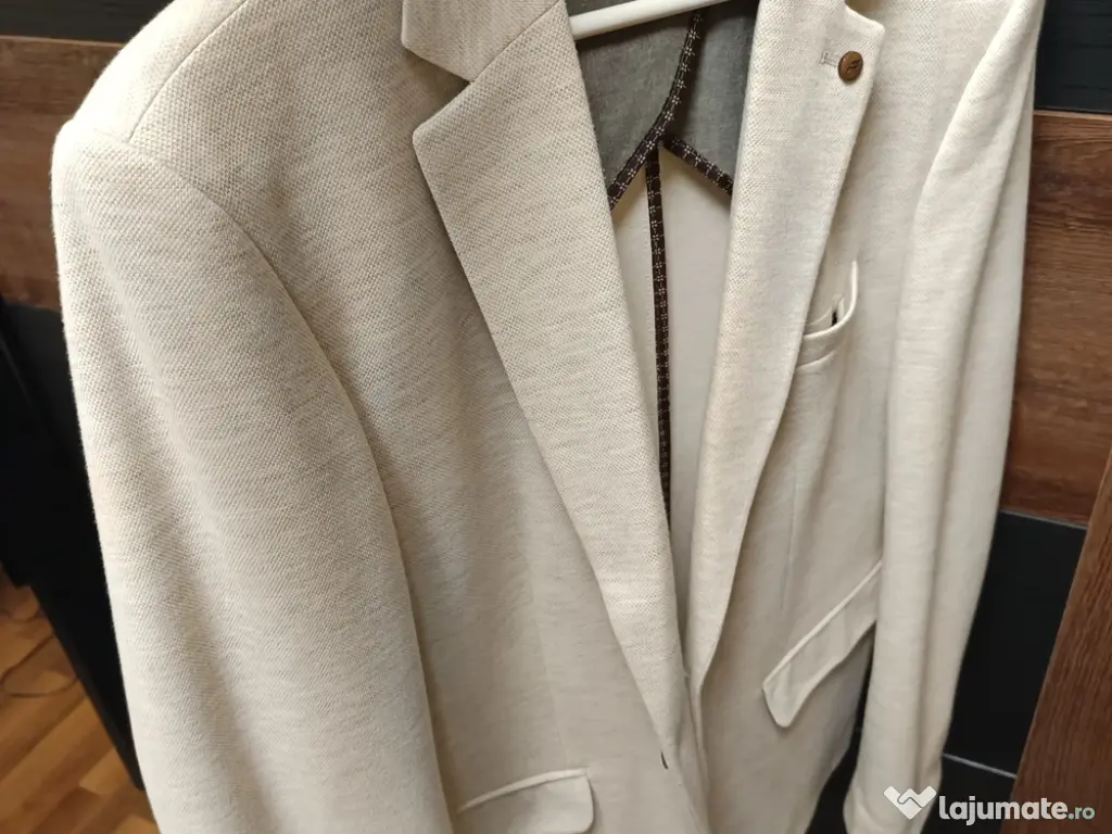 Sacou bărbați culoare crem mărime 54 