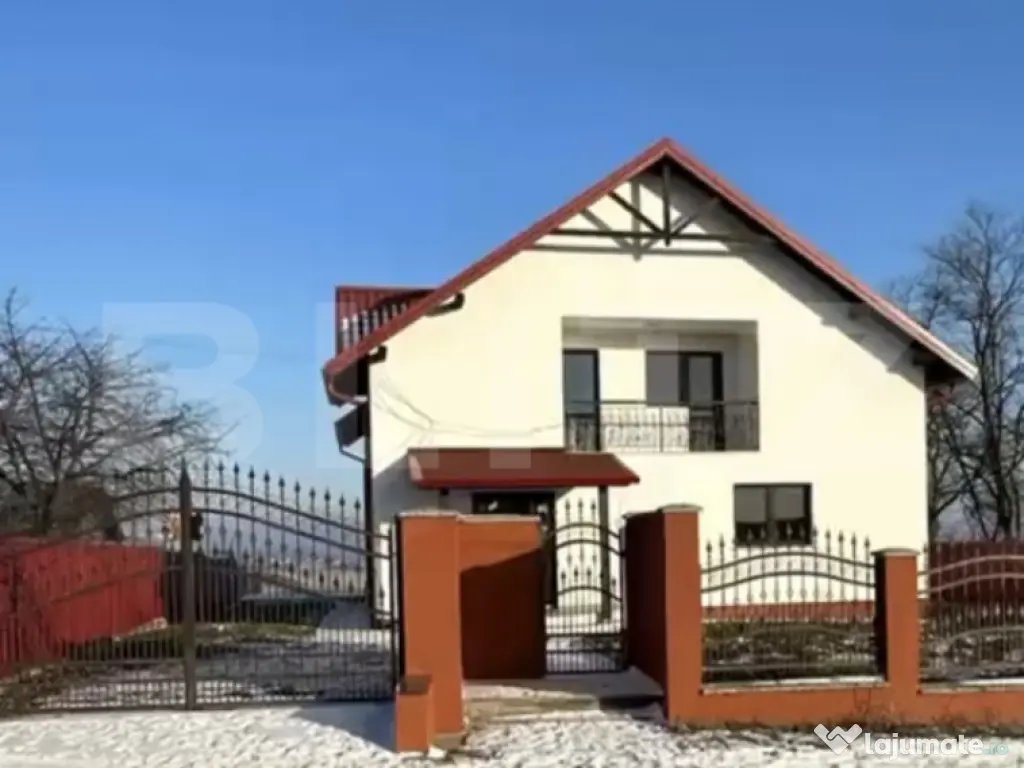 Casa cu etaj 180 mp , teren 759 mp - Frumoasa - Liteni 