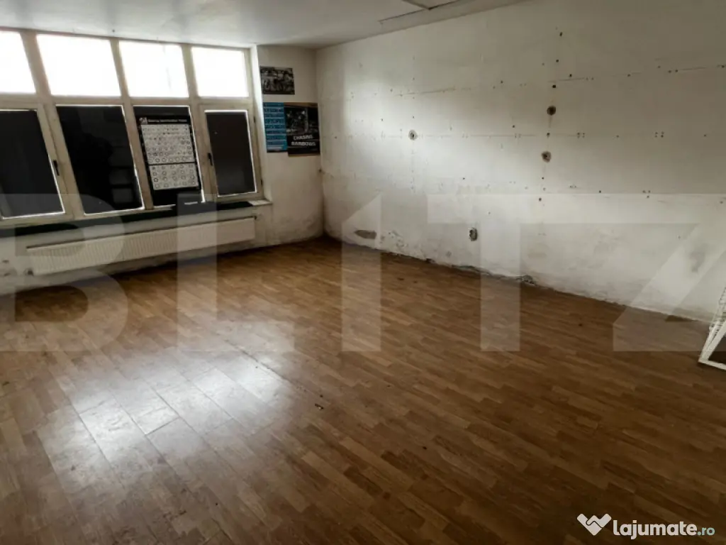 Spațiu comercial de vânzare, 150 mp utili, 500 mp teren, u 
