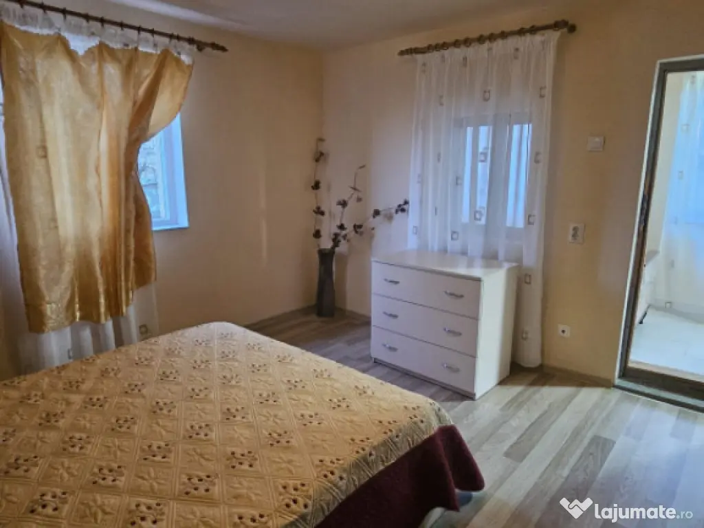 Casa parter, 100 mp utili, 1090 mp teren, Pielesti 