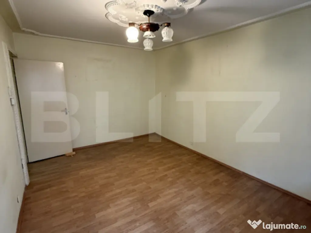 Apartament 2 camere Decomandat Zona 13 Decembrie