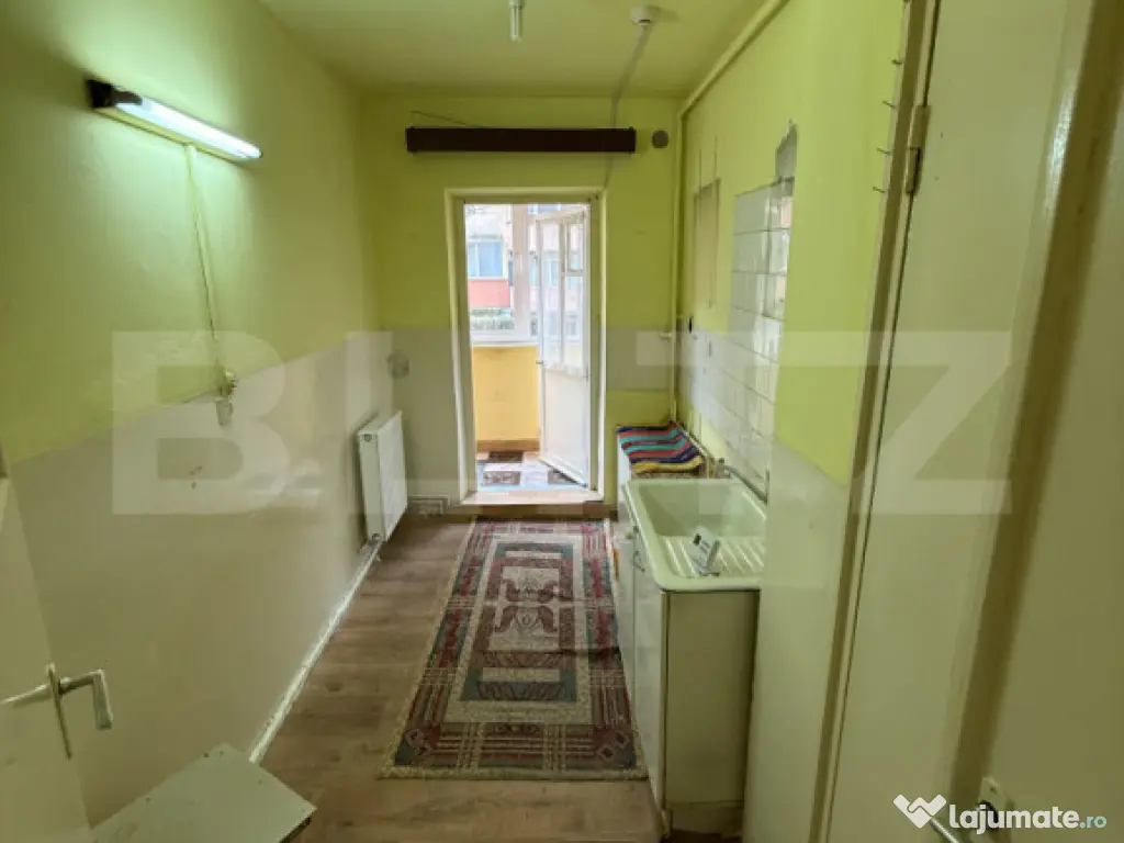 Apartament 2 camere Decomandat Zona 13 Decembrie