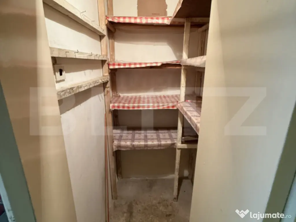 Apartament 2 camere Decomandat Zona 13 Decembrie