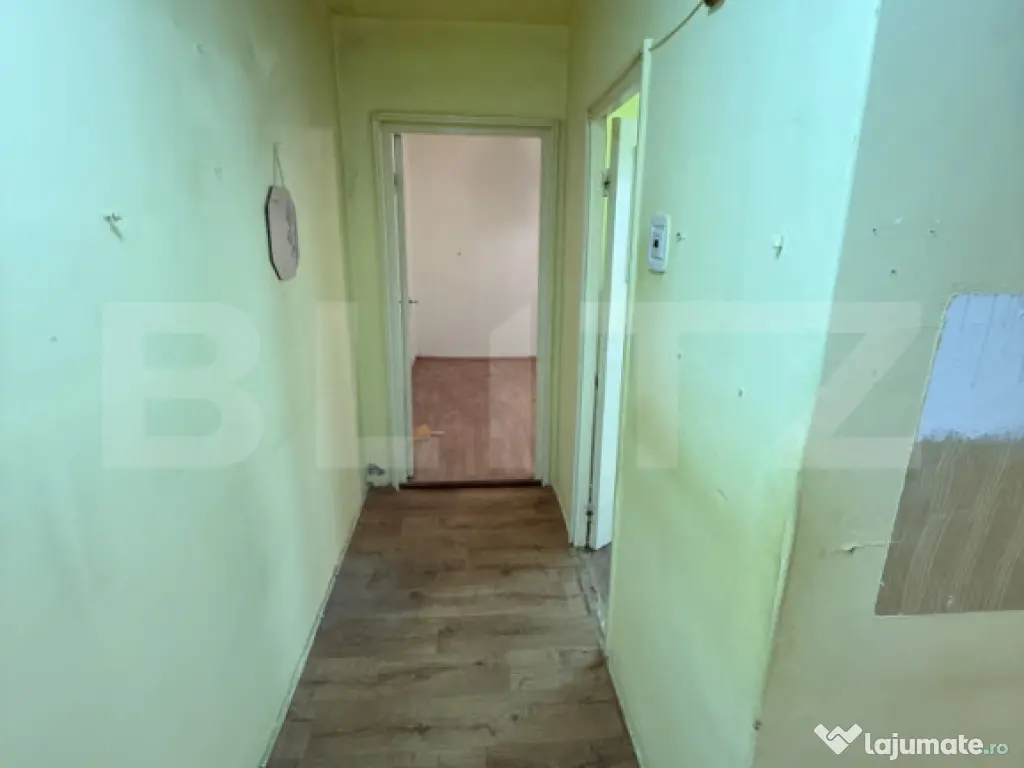 Apartament 2 camere Decomandat Zona 13 Decembrie