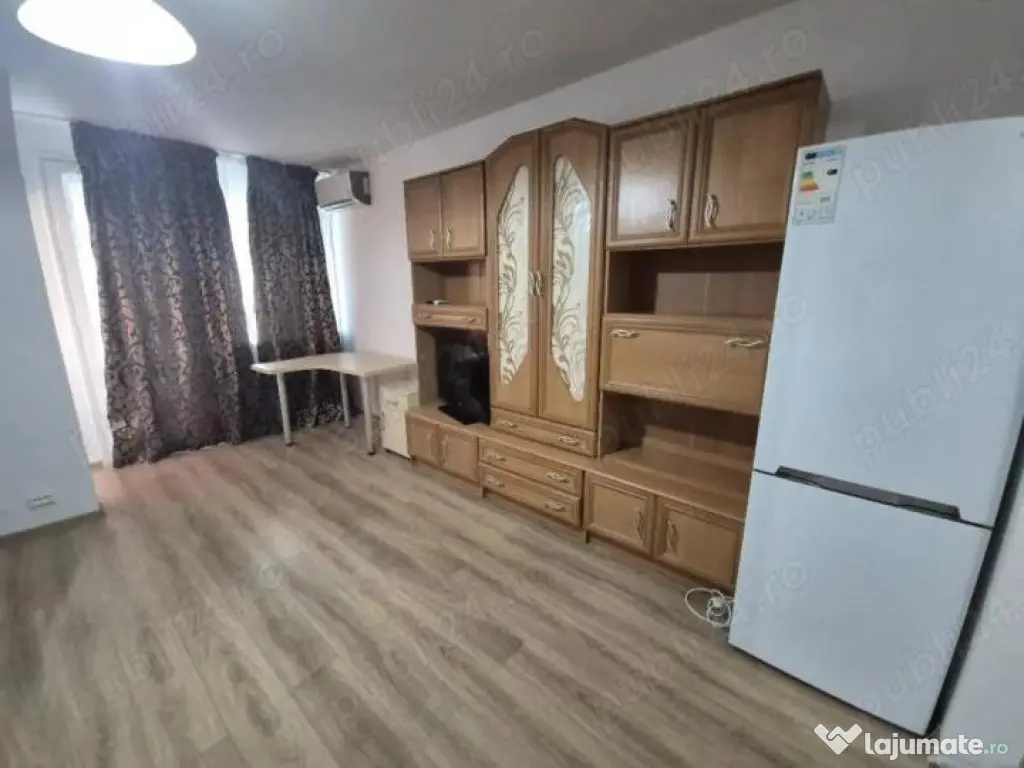 Dristor fix la metrou etaj 6 