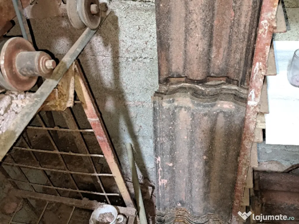 mașina de făcut tigla 