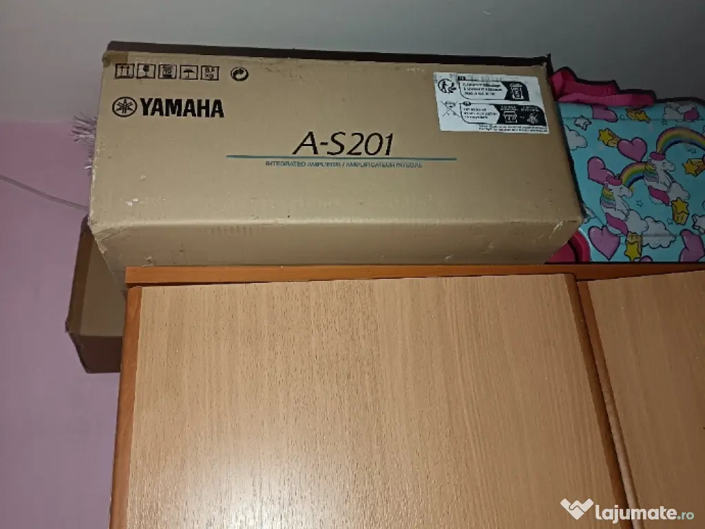 amplificator Yamaha stereo 