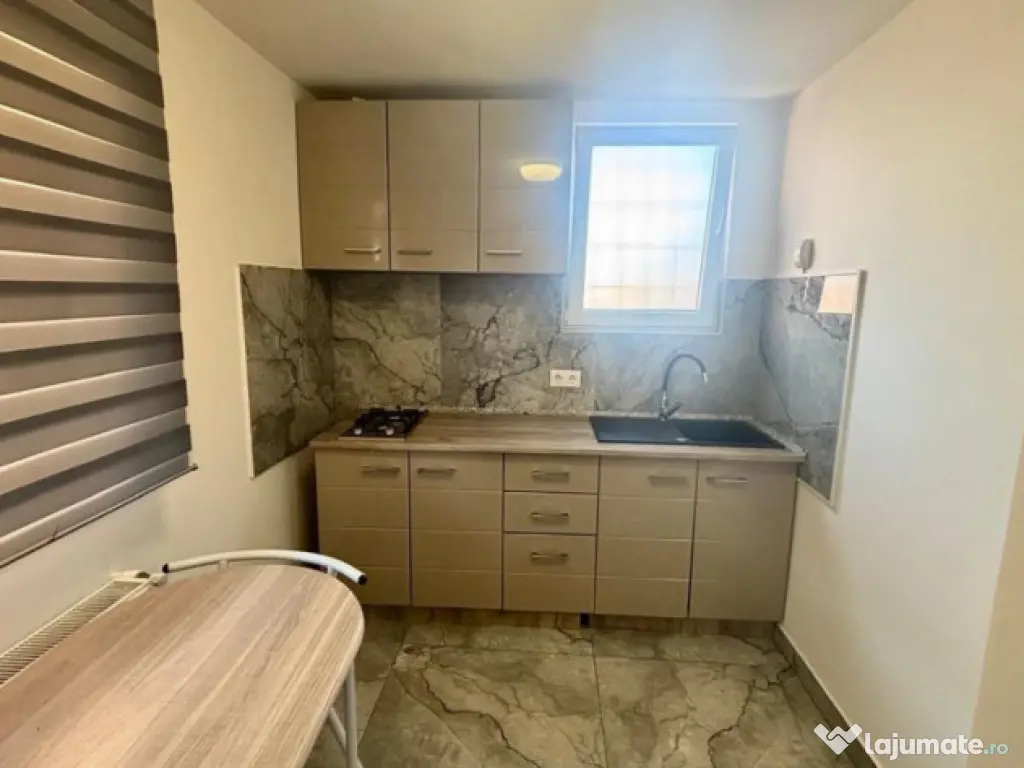 Ofer la inchiriere garsoniera la casa,cu facturi incluse