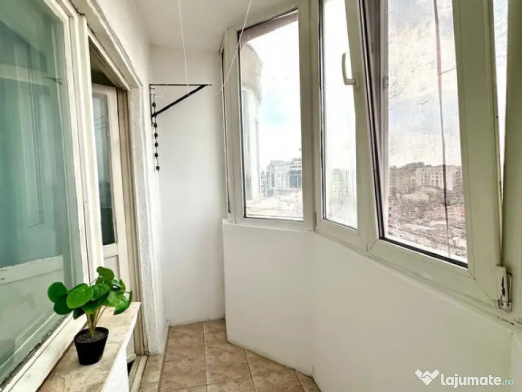 Muncii etaj 8 decomandat 