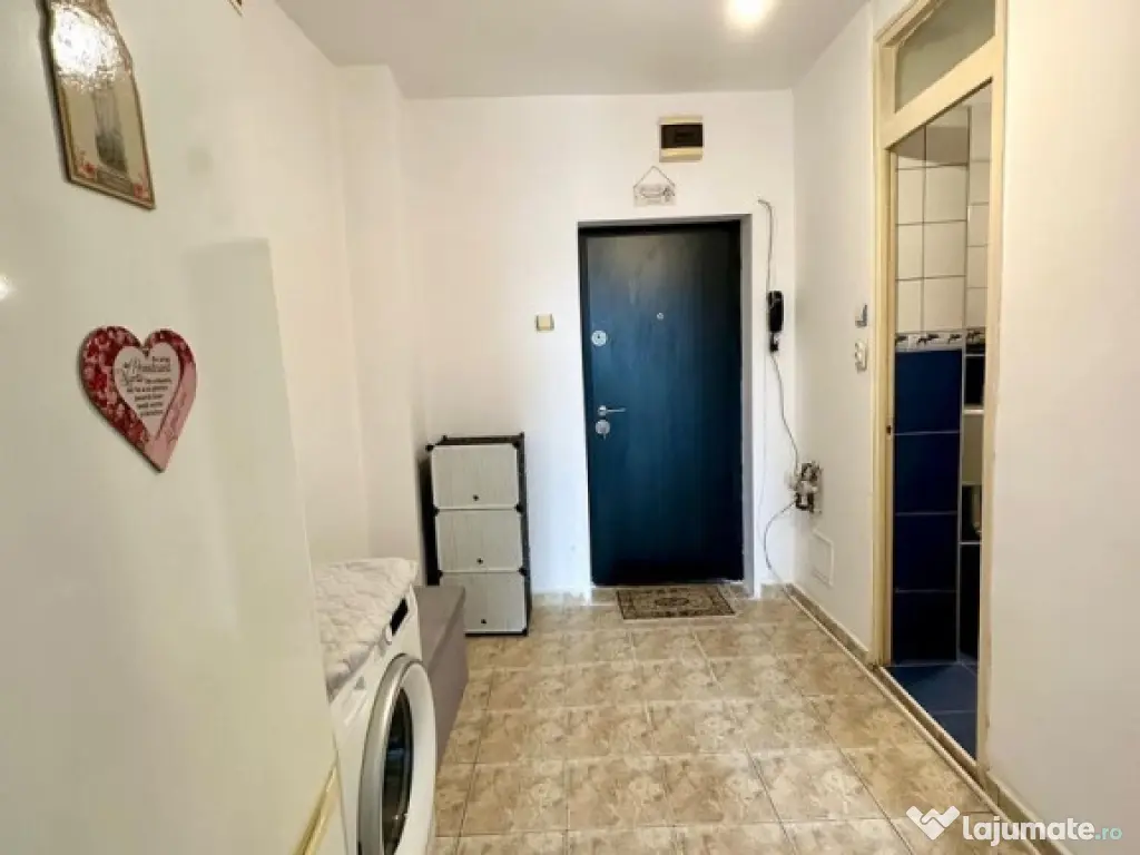 Muncii etaj 8 decomandat 