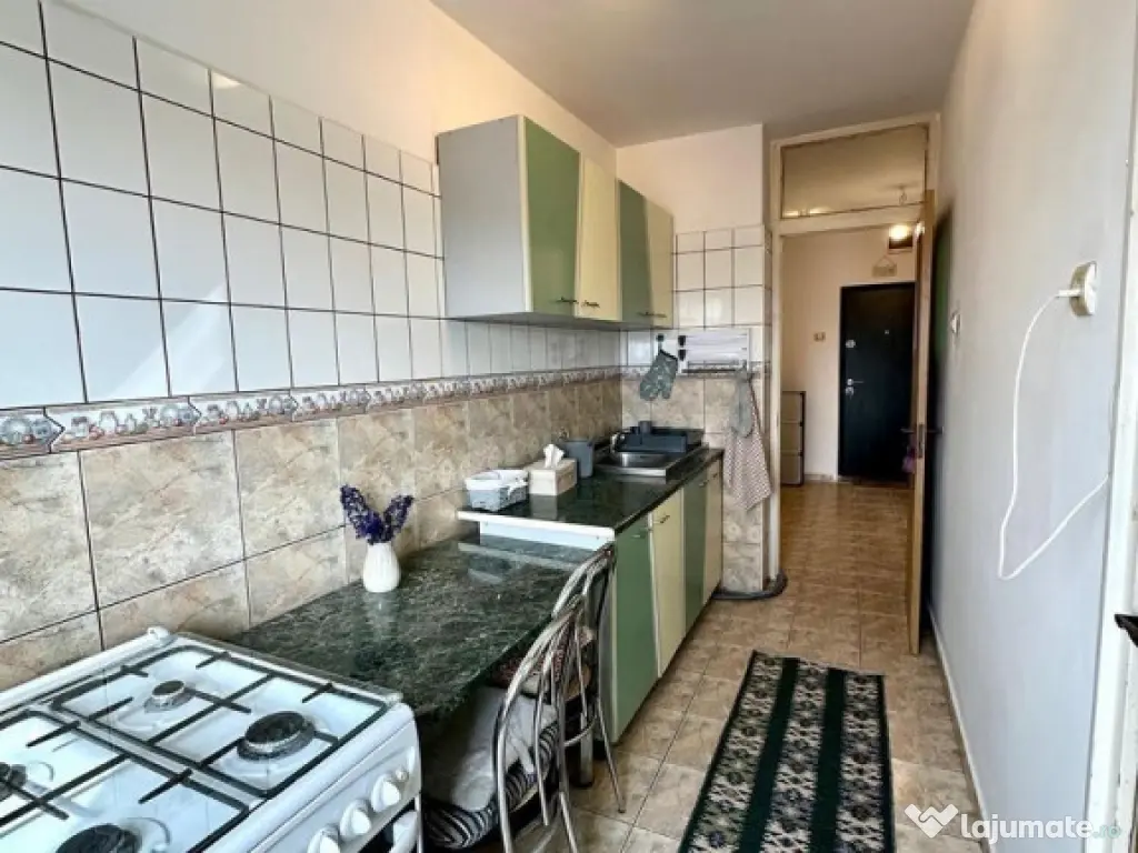 Muncii etaj 8 decomandat 