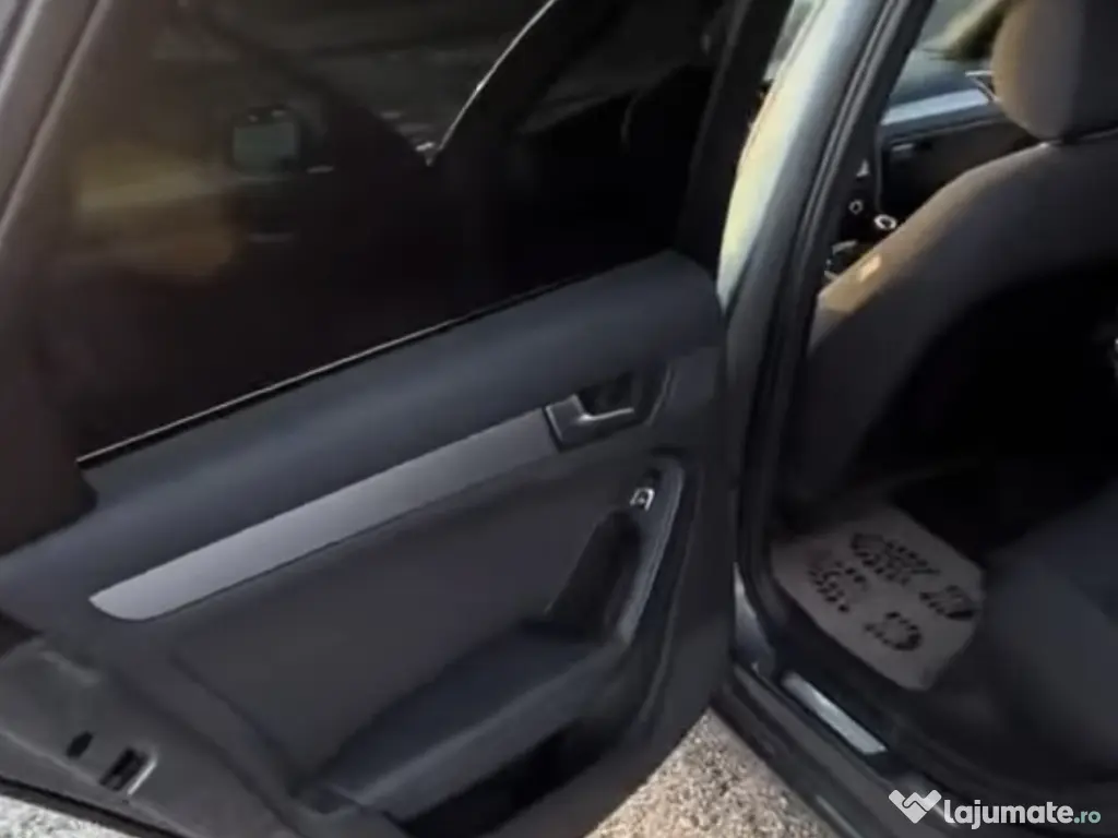 Vând Audi A4 an fabricație 2013 