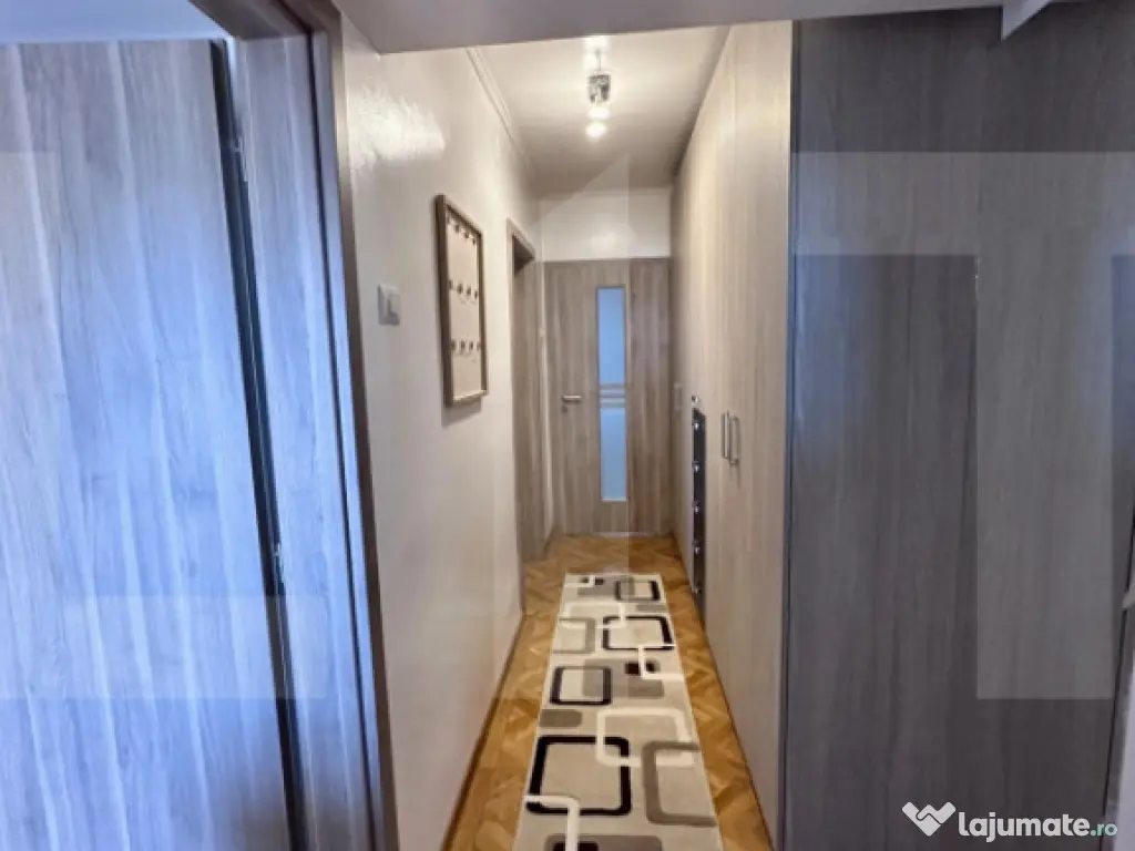 Apartament de închiriat – 3 camere, zona Centrală