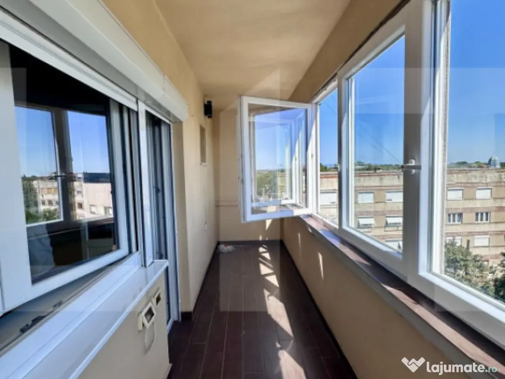 Apartament de închiriat – 3 camere, zona Centrală