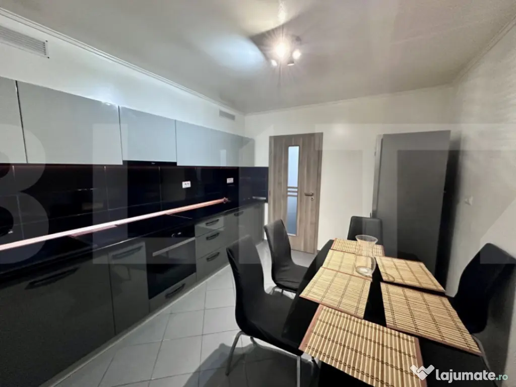 Apartament de închiriat – 3 camere, zona Centrală