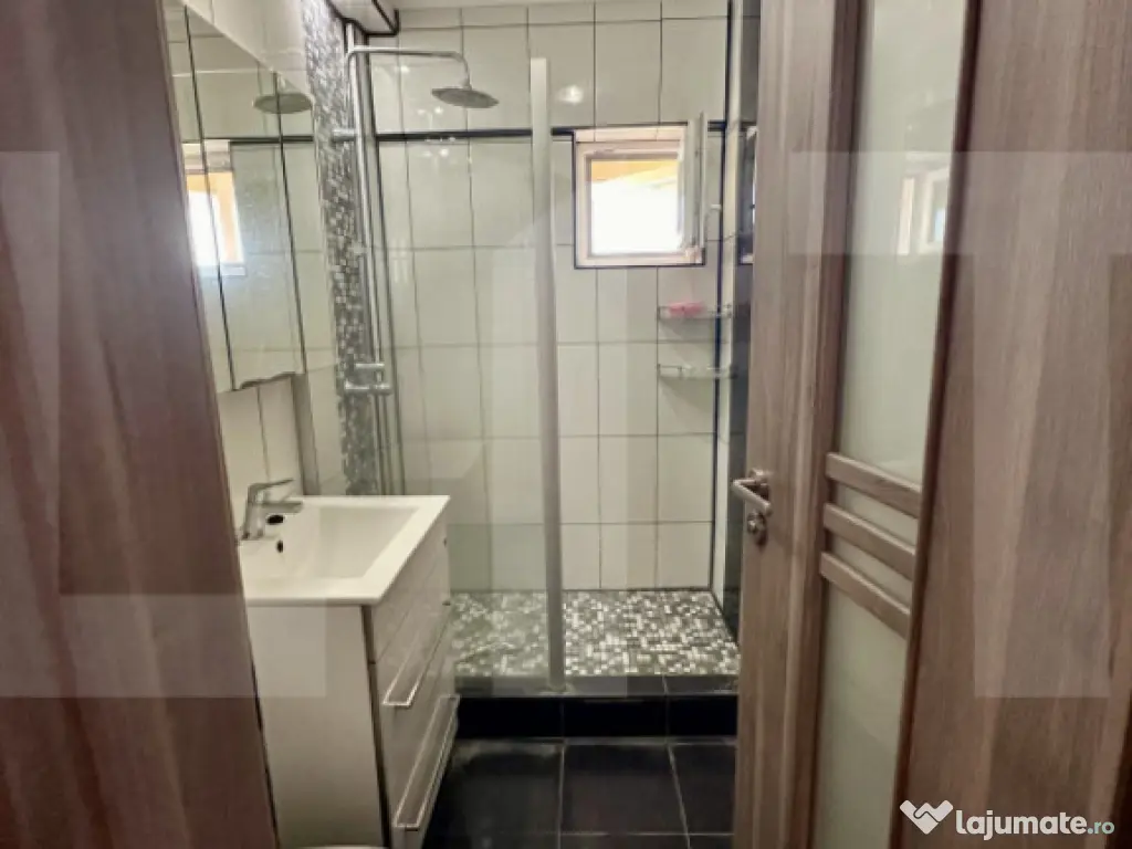 Apartament de închiriat – 3 camere, zona Centrală