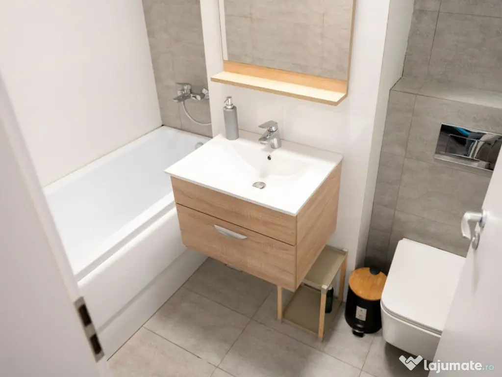 Apartament cu 3 camere si terasa de 49mp, Tomis Nord- Con...