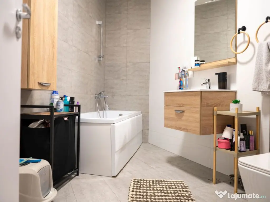 Apartament cu 3 camere si terasa de 49mp, Tomis Nord- Con...