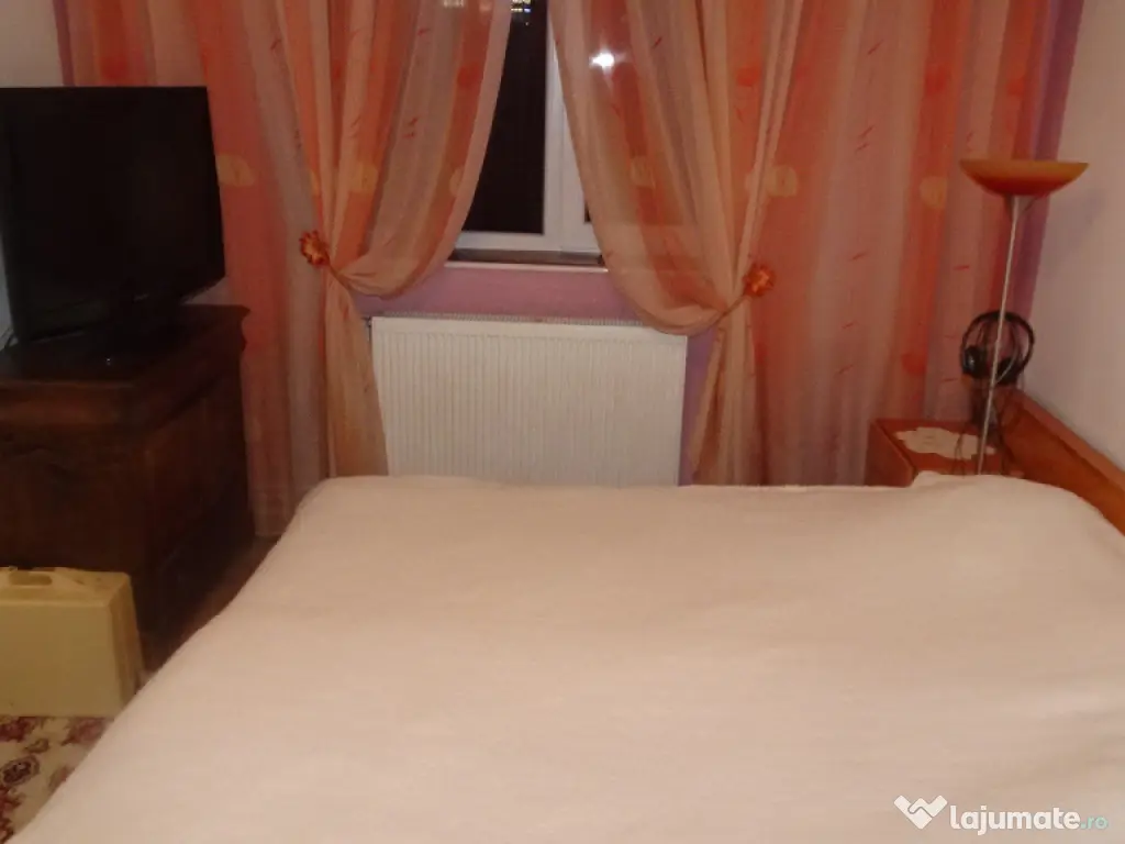 Vand apartament de 3 camere decomandat in Deva, Eminescu, Scarisoara 