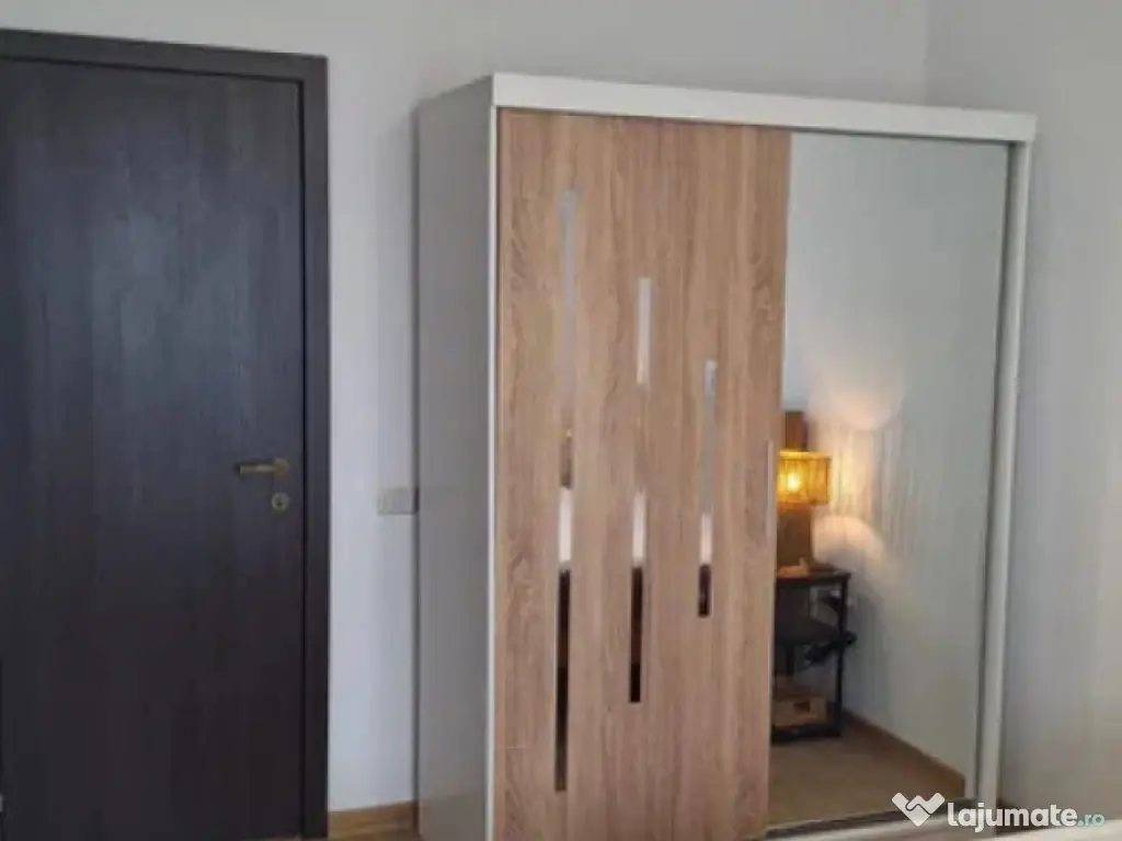 STUDIO de inchiriat, suprafata de 50mp si loc de parcare Sub 