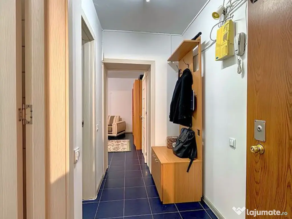 Sector 3 Calea Calarasilor Hyperion garsoniera Decomandat... 