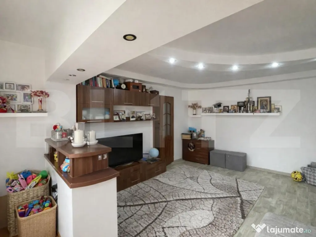 Apartament 3 camere, zona Gara, Rovine 