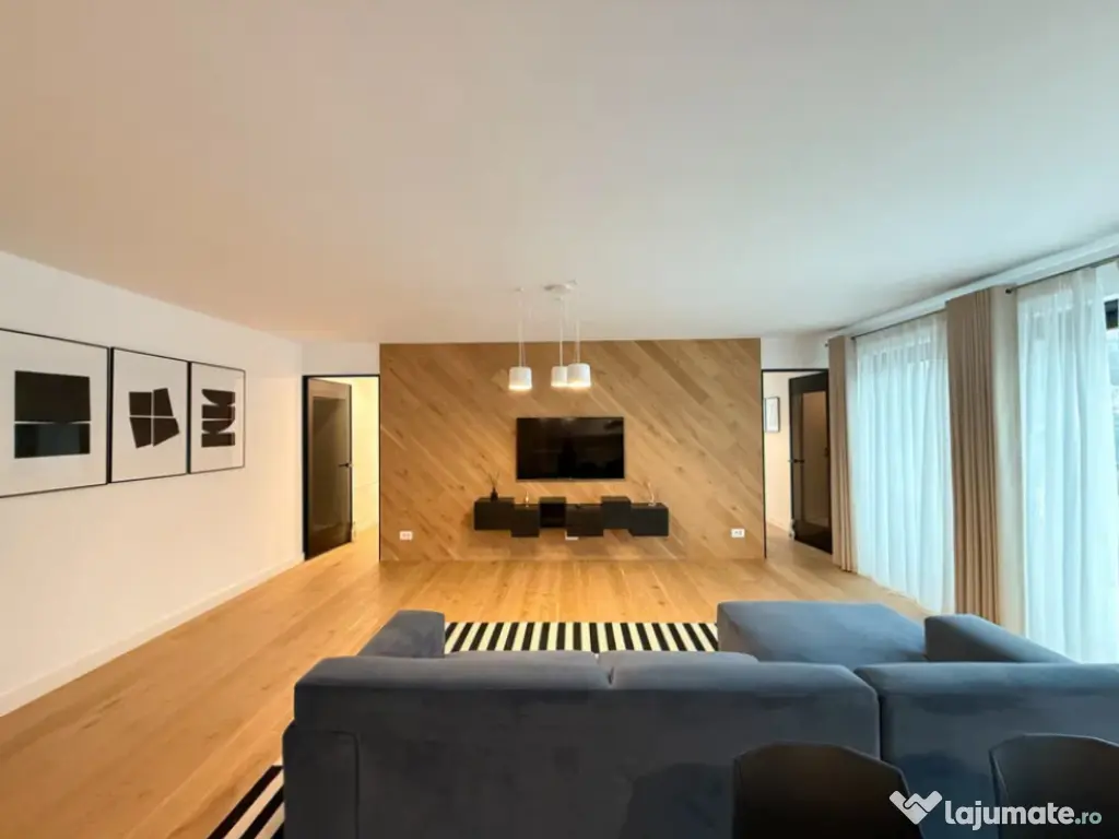 Apartament 3 camere, decomandat - Drumul de Poiana