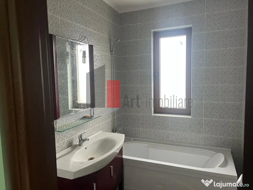 CASA CU TEREN DE 5000MP - JUDET GIURGIU 30KM DE BUCURESTI 