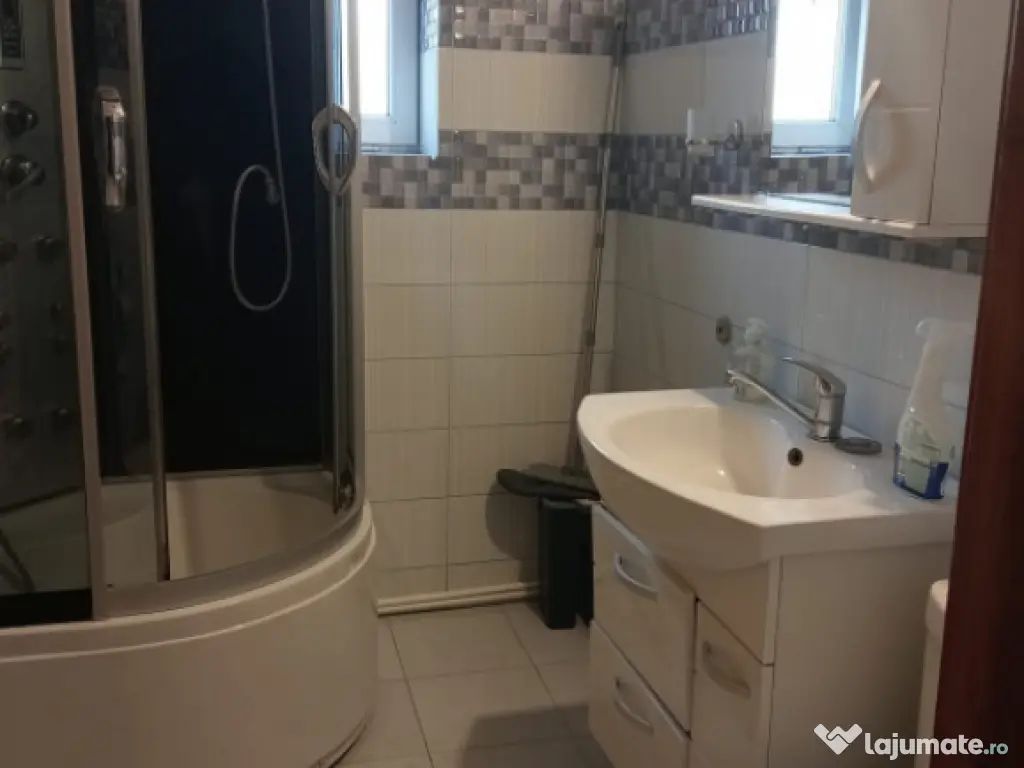 Apartament 2 camere, Calarasi 4, parter cu balcon 15,3 mp. 