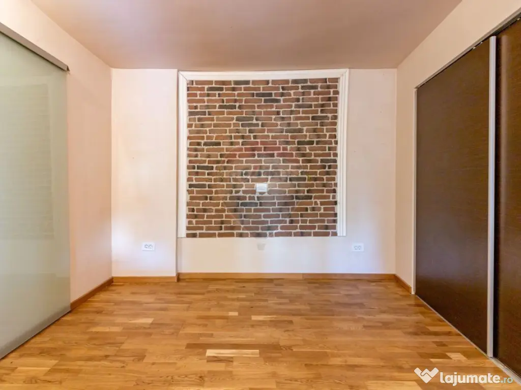 Casa cu identitate, farmec de epoca | consolidata| Marase... 