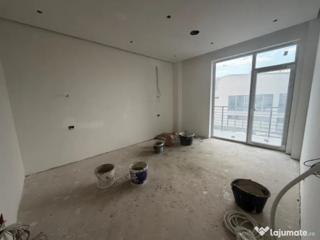 Apartament 3 camere , 89 mp utili, etj 1, semifinisat , Rad 